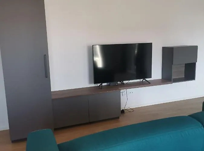 Apartment Portello Le Terrazze 2 *